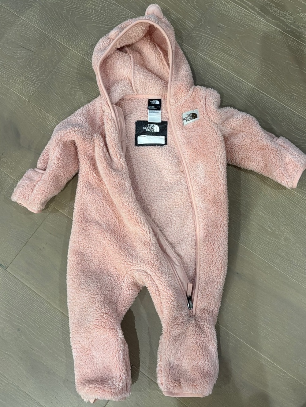 North Face Baby Campshire One Piece Hooded Footie - Baby - Great Condition - Picture 3 of 4